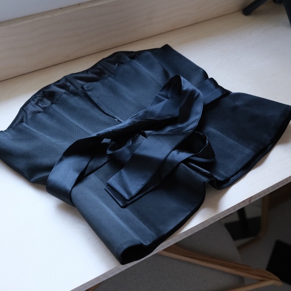 Reformation Tori two piece - Picture 7 of 8